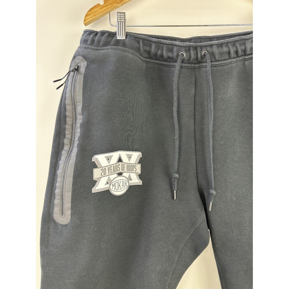 Nike Tech Fleece *LOGO MOKAN 20 Years Of Hoops Jogger Sweatpants Black Men's XXL - Picture 4 of 13